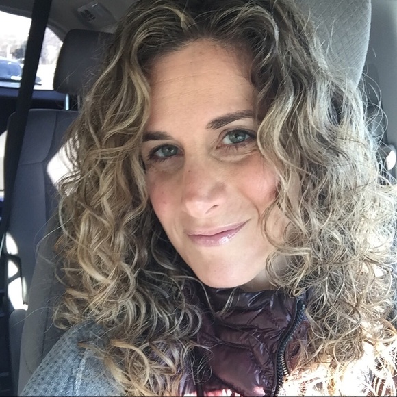 Meet your Posher, Rachel - Picture 1 of 1